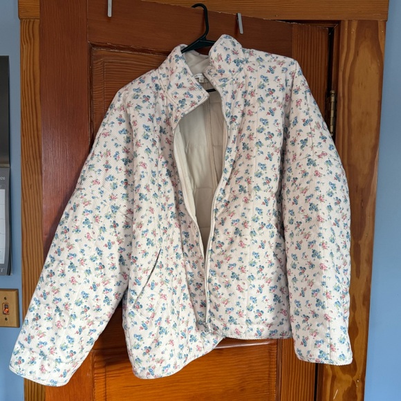 Altar'd State Jackets & Blazers - Altar’s State Quilted Floral Print Jacket - Cream/Multicolor